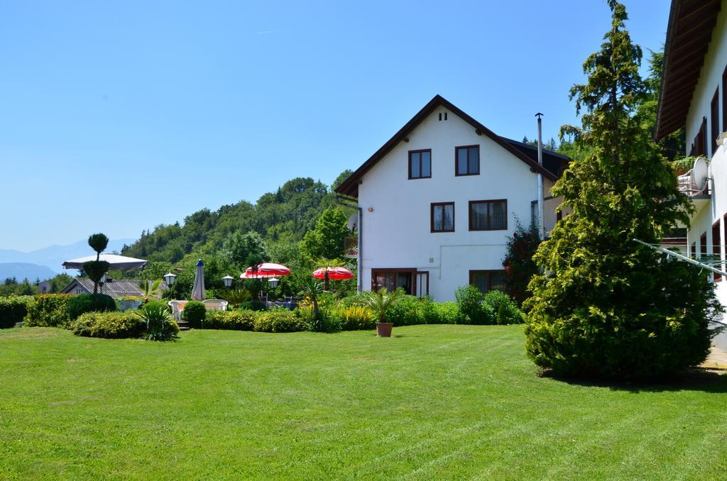 Gasthof-Pension Karawankenblick Пёрчах-ам-Вёртерзе Экстерьер фото