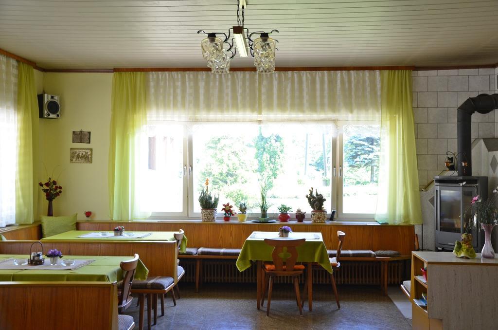 Gasthof-Pension Karawankenblick Пёрчах-ам-Вёртерзе Экстерьер фото