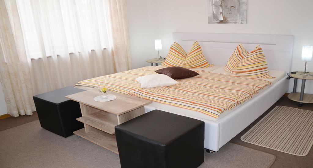 Gasthof-Pension Karawankenblick Пёрчах-ам-Вёртерзе Экстерьер фото